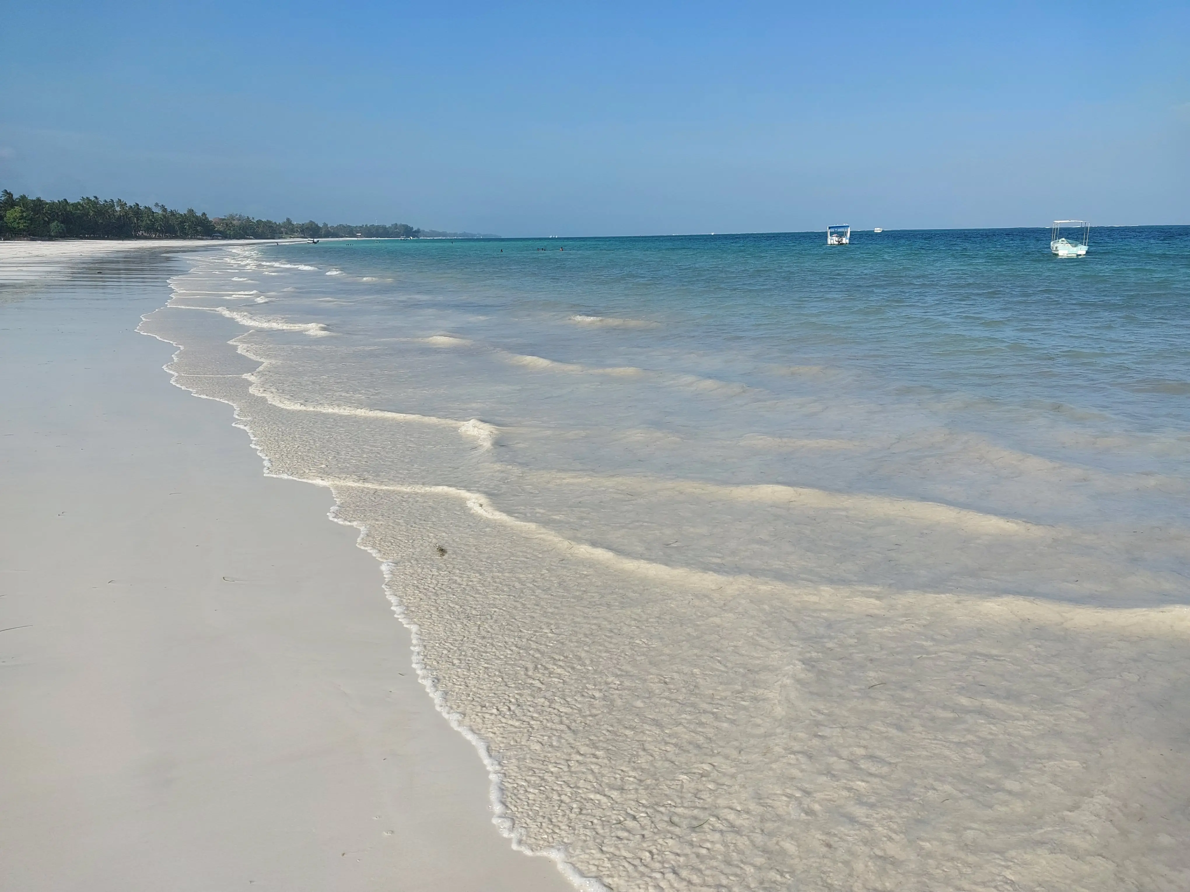 Beautiful building plots Diani Beach Kenya - Galu Kinondo - Beachplot