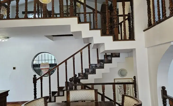 4-Bedroom Villa For Sale in spring Valley