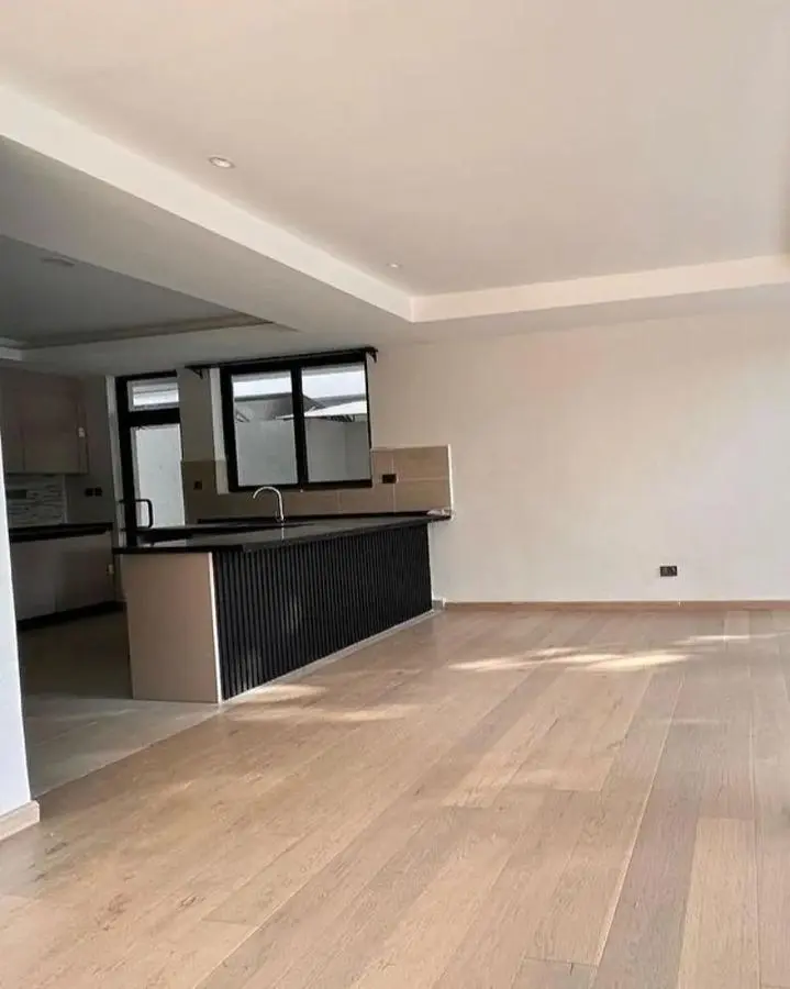 Grand 5 Bedroom Townhouse with En Suite for sale in Lavington