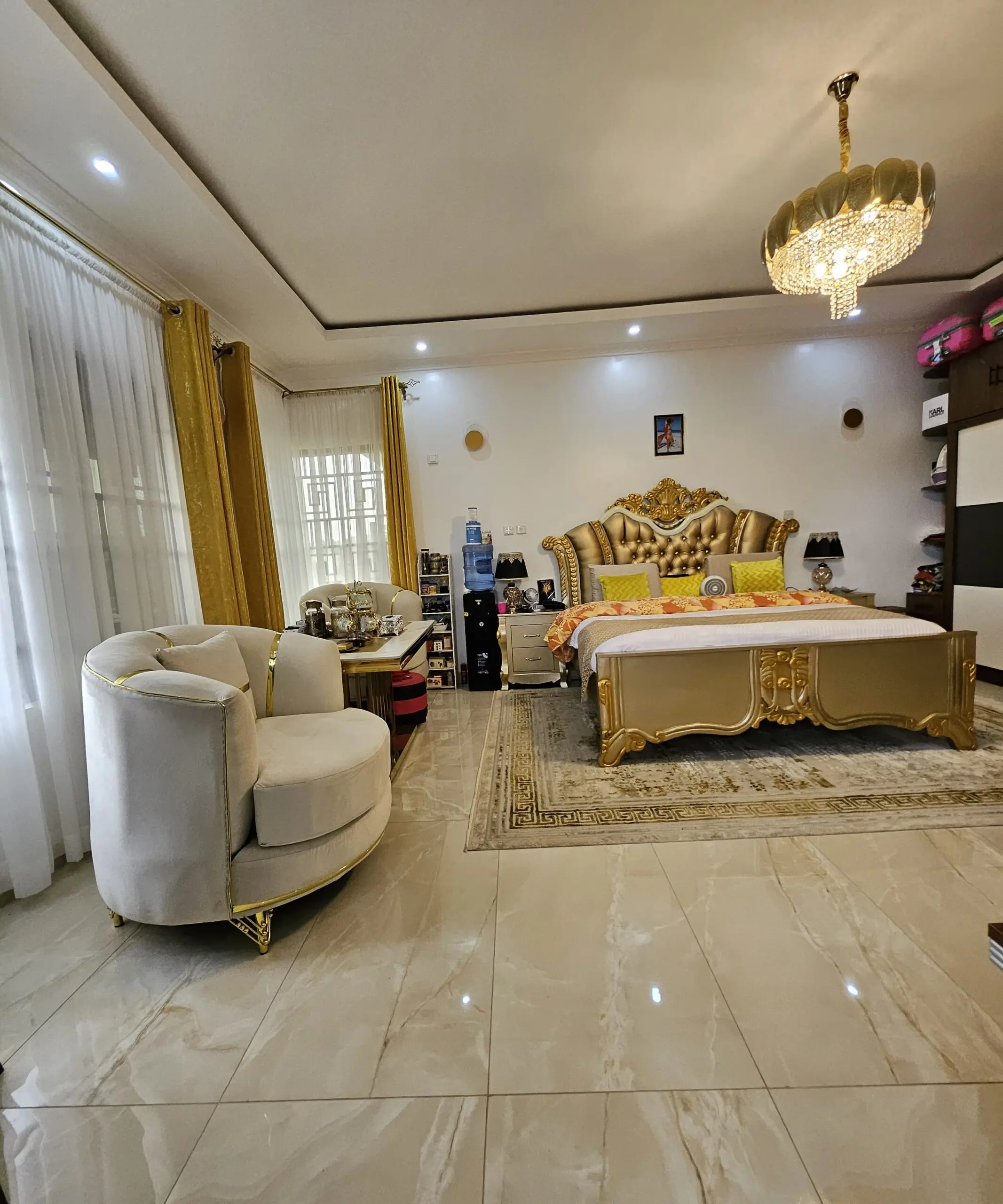 5 BEDROOM MANSION FOR SALE IN THIKA