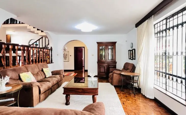 4-Bedroom Villa For Sale in spring Valley