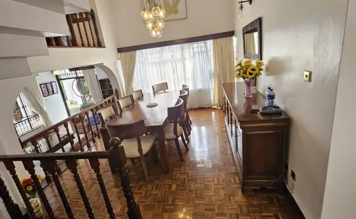 4-Bedroom Villa For Sale in spring Valley
