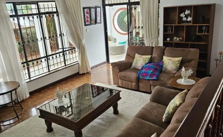 4-Bedroom Villa For Sale in spring Valley